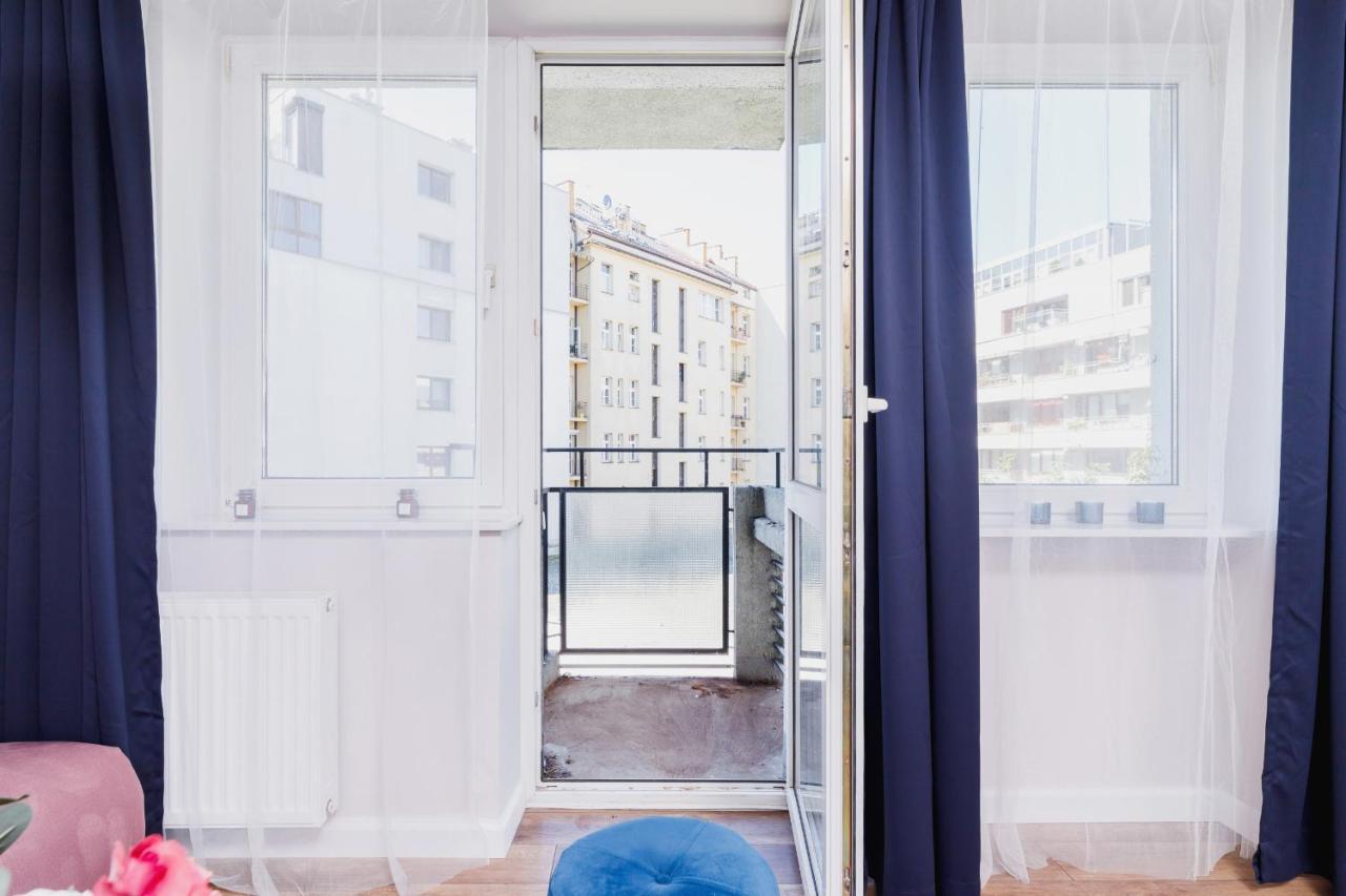 Apartment Przy Bulwarach Wislanych Kosciuszki By Renters Krakau